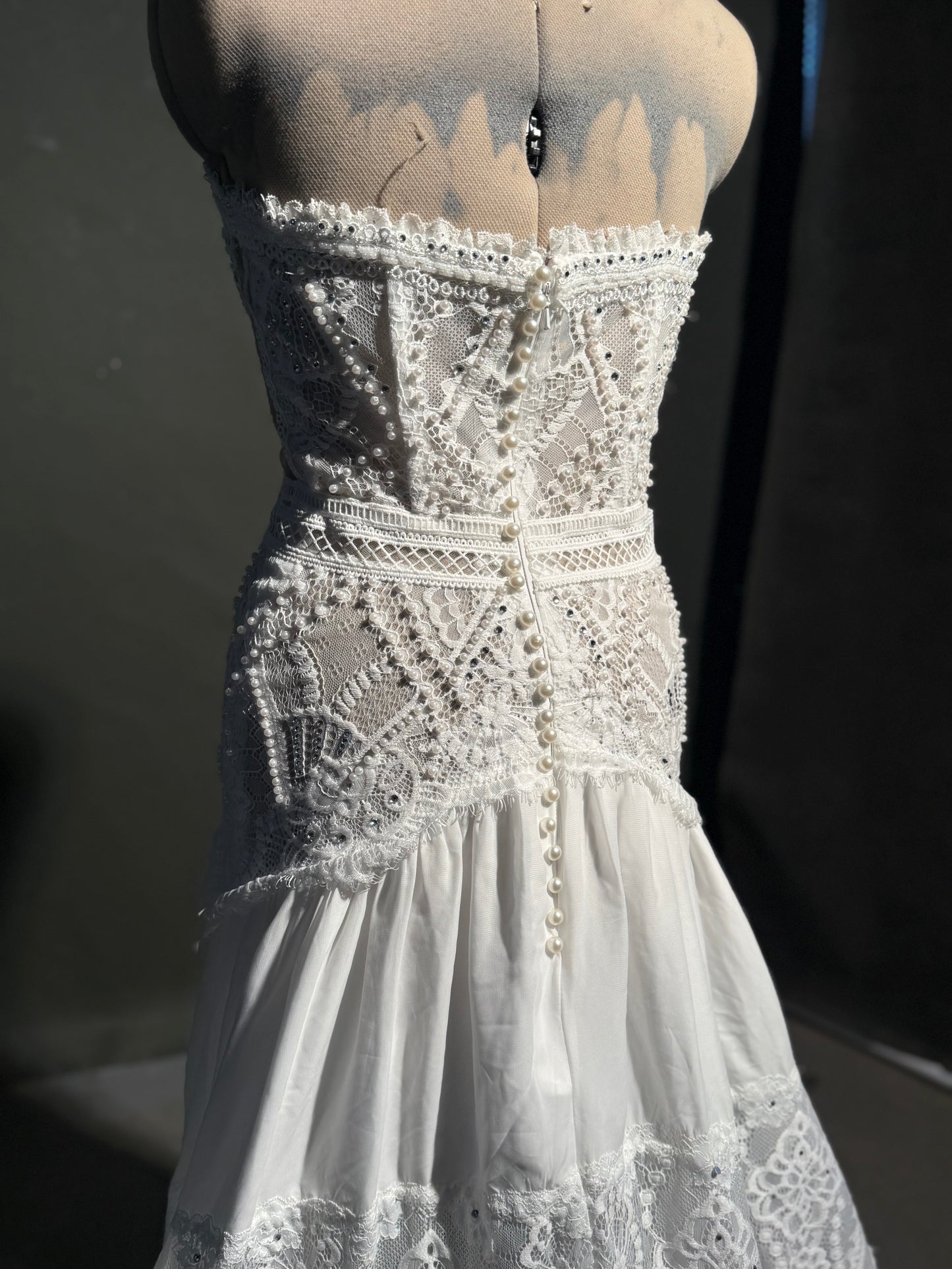 Sample Gown Size 6