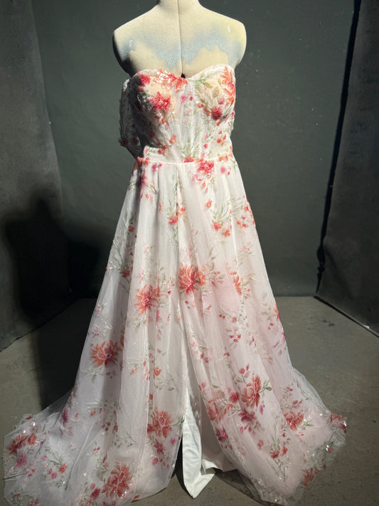 Size 16 Sample Gown
