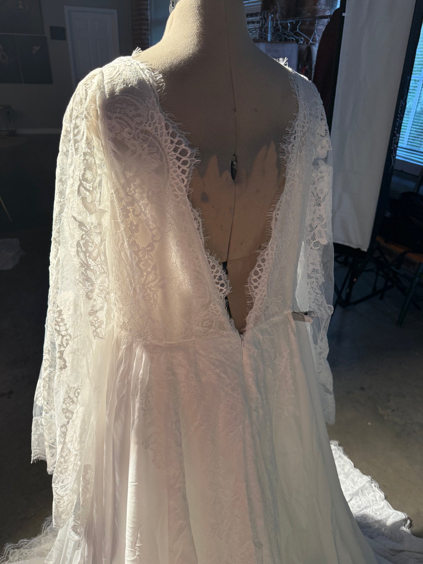 Sample Gown Size 22