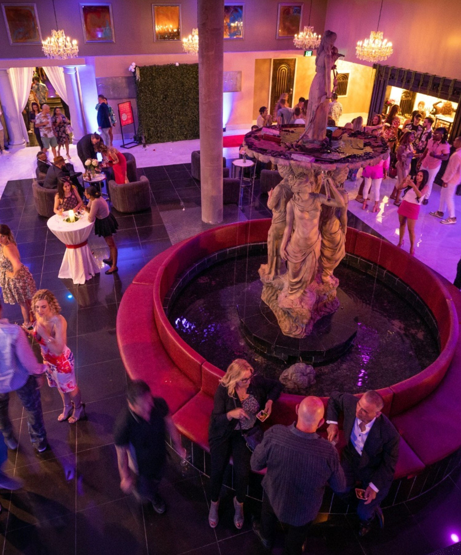 66a8059c68c2260175b5076f_inside the lexi las vegas.jpg__PID:2e2c2fc9-3d98-4634-ab88-eec5f3017522