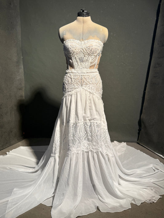 Sample Gown Size 6