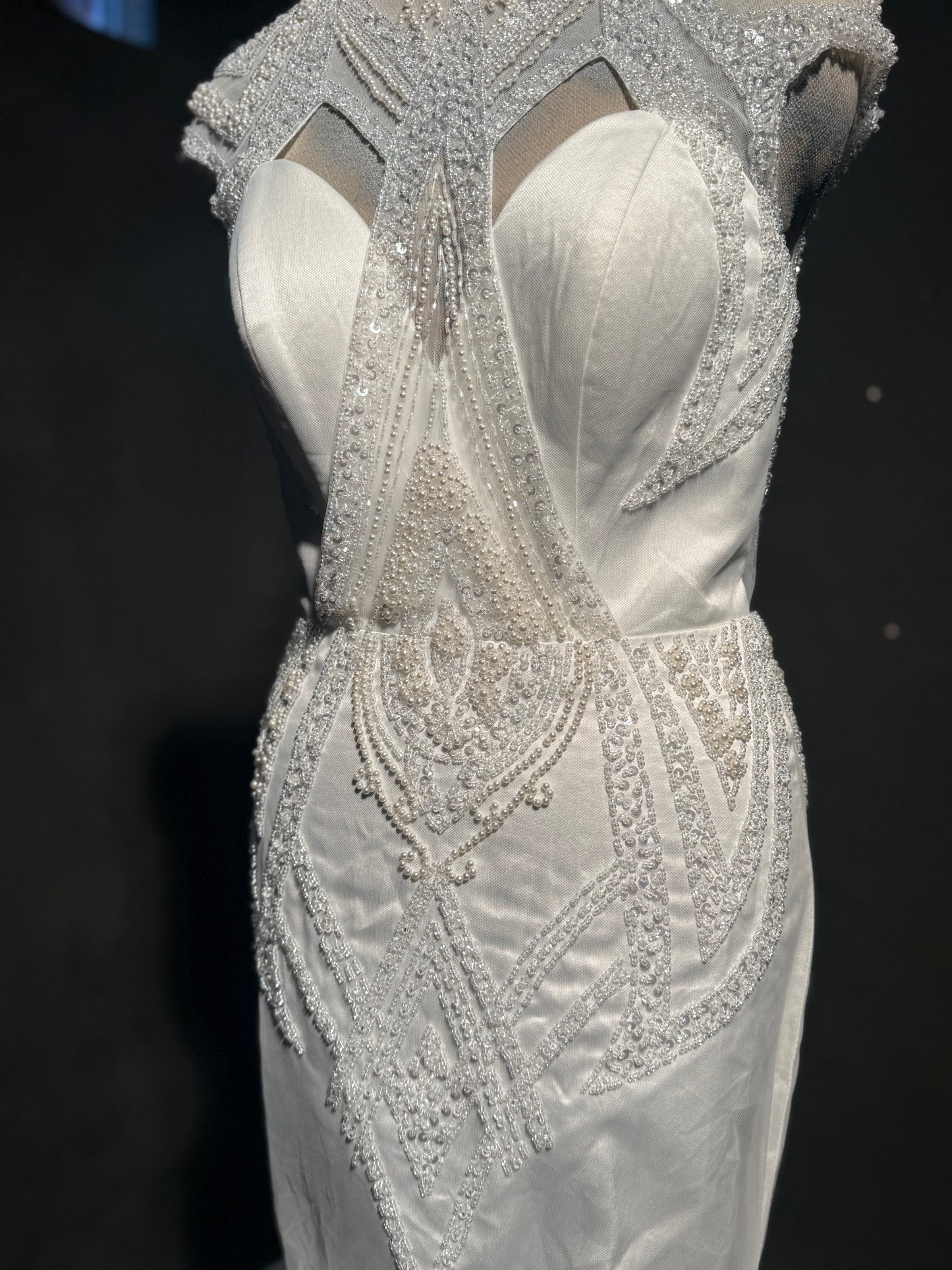 Size 6 Sample Gown