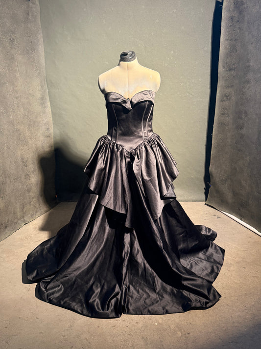 Size 12 Sample Gown
