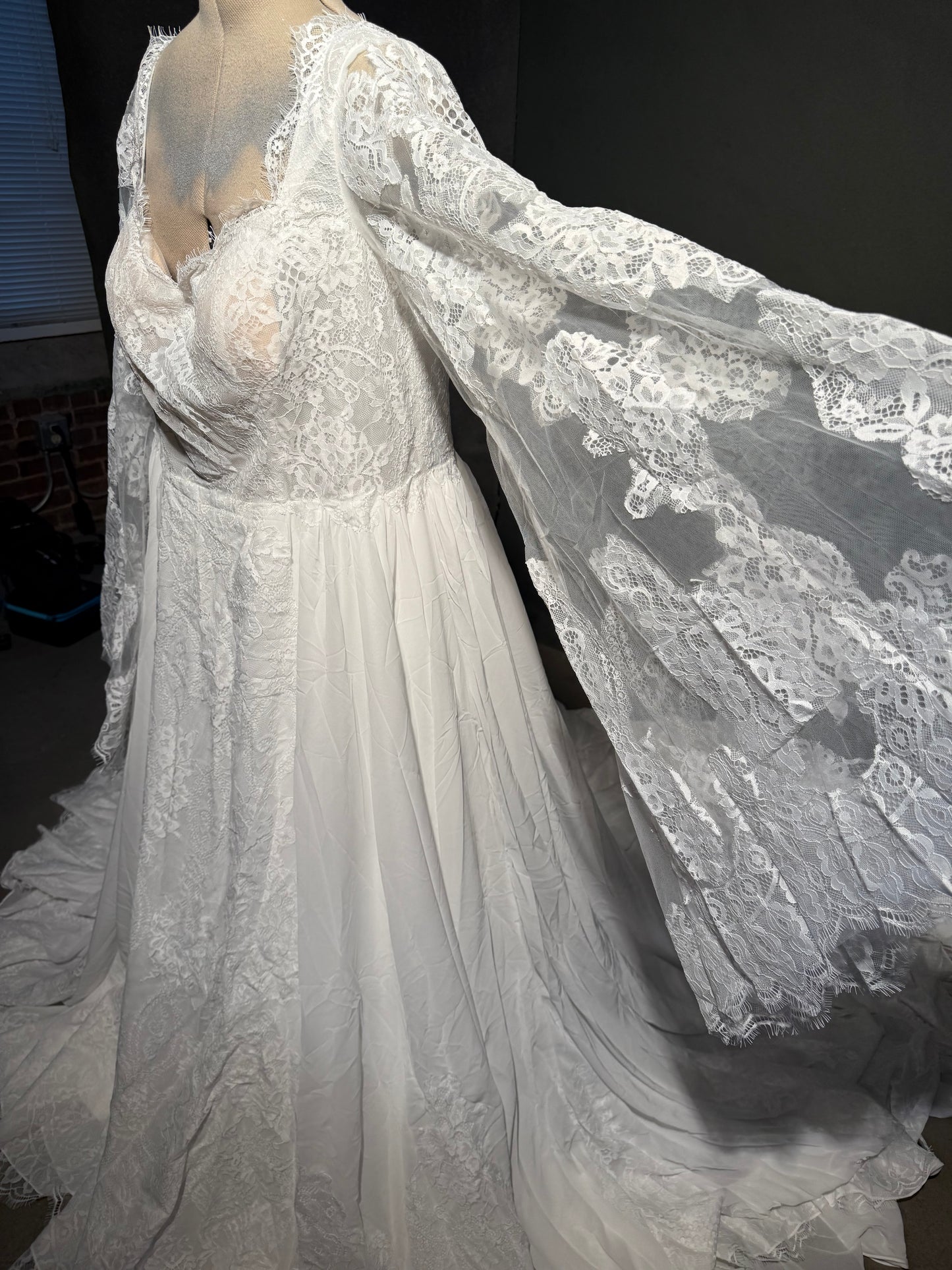 Sample Gown Size 22